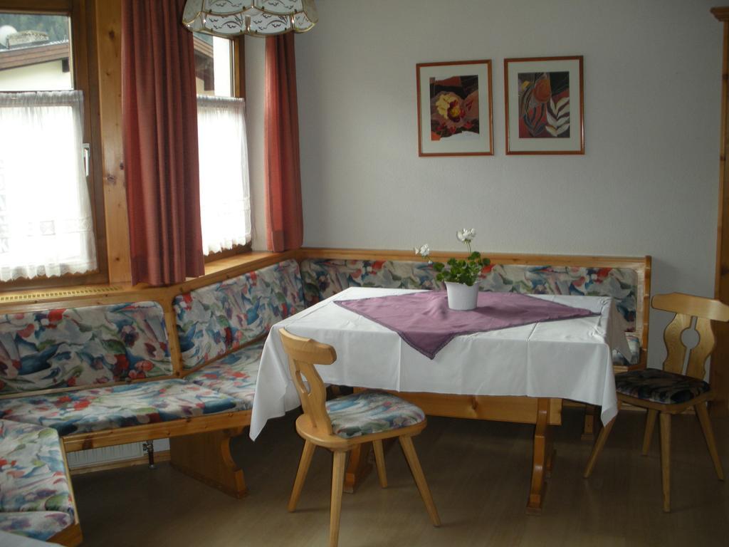 Apartment Christine Oettl Pfunds Extérieur photo
